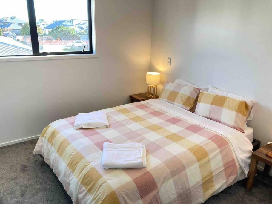 Cheerful 2 Bedroom Townhouse In Addington! Christchurch Kültér fotó