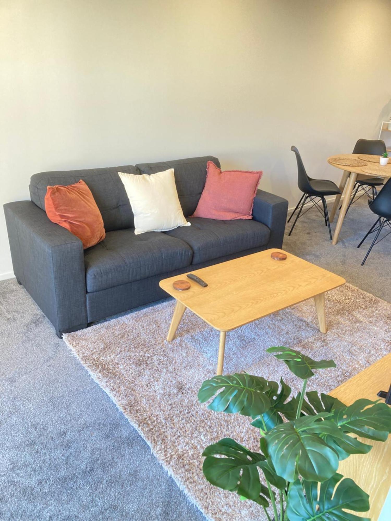 Cheerful 2 Bedroom Townhouse In Addington! Christchurch Kültér fotó